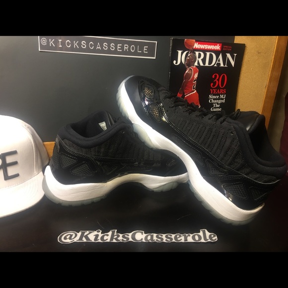 Air Jordan 11 i.e. low Space Jam size 12 - Picture 14 of 16